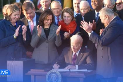 Congress Steers Clear of Government Shutdown, Bipartisan Deal